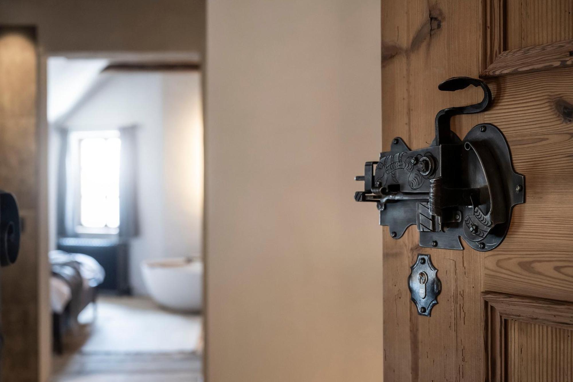 Hotel Ansitz Steinbock Villandro Eksteriør bilde