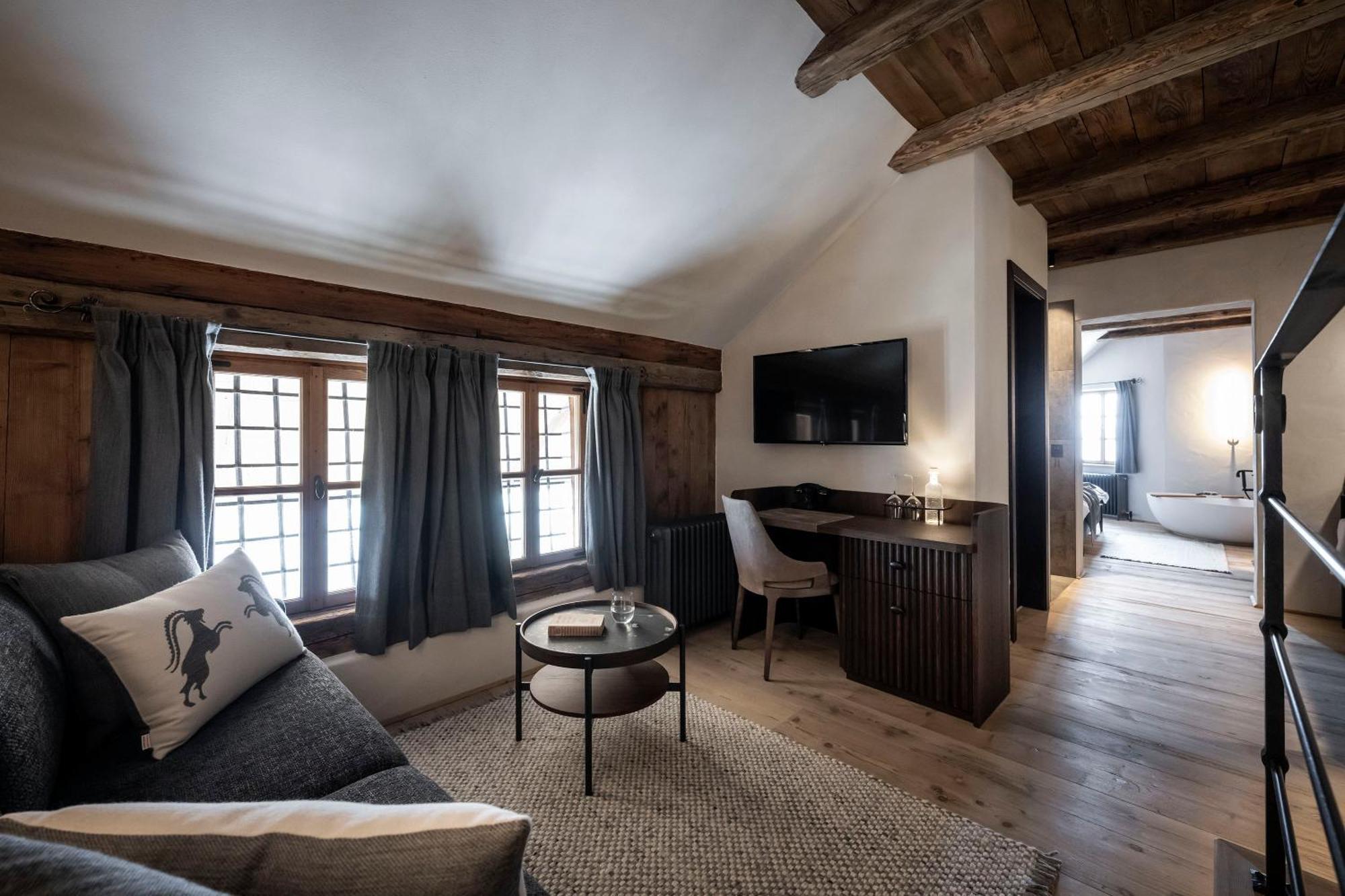 Hotel Ansitz Steinbock Villandro Eksteriør bilde